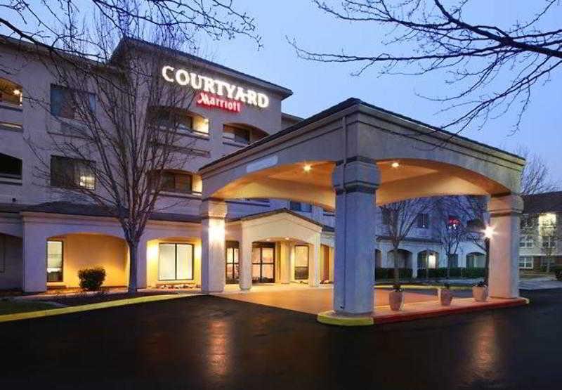 Отель Courtyard By Marriott San Jose South/Морган Хилл Экстерьер фото