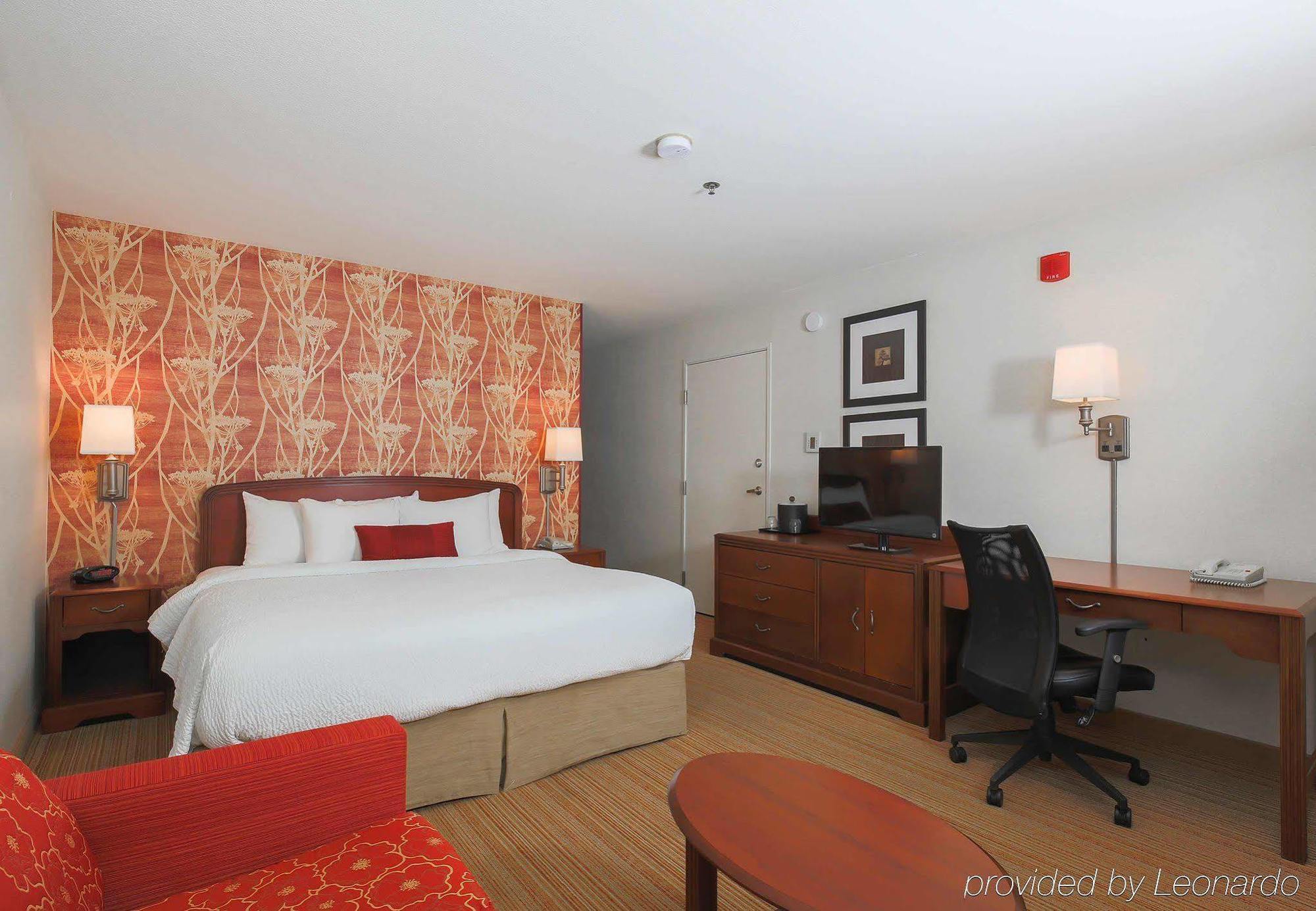 Отель Courtyard By Marriott San Jose South/Морган Хилл Экстерьер фото